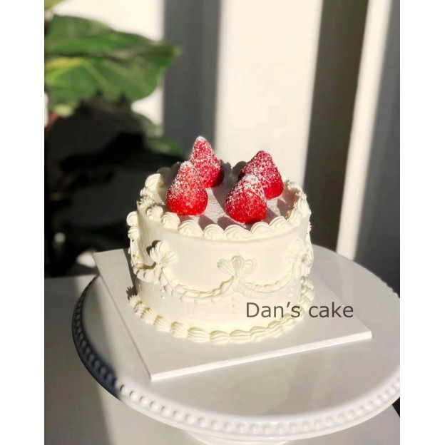 Strawberry Cake