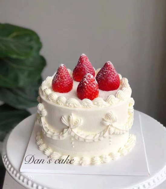 Strawberry Cake